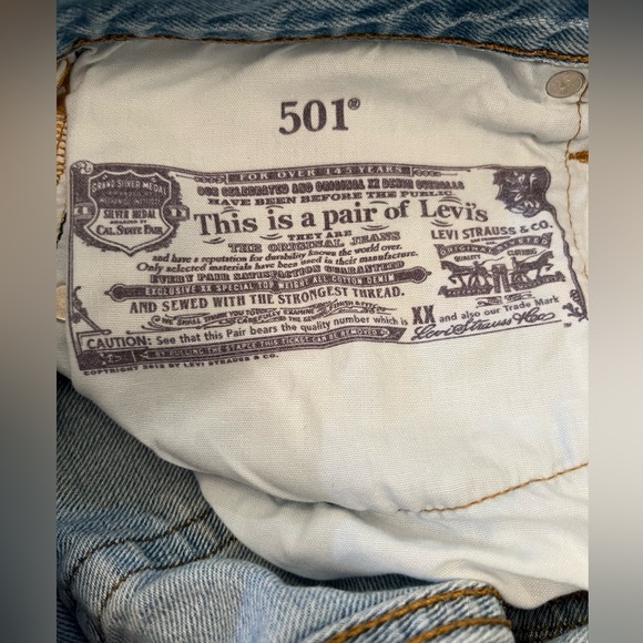 Levi’s 501® Original Fit High Rise Distressed Medium Wash Denim Jean Shorts 30 - Picture 7 of 12